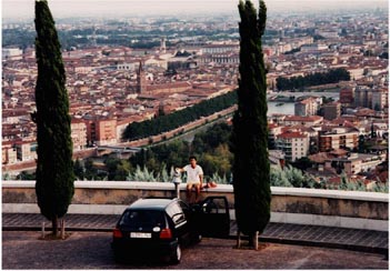 verona01.jpg (37696 バイト)